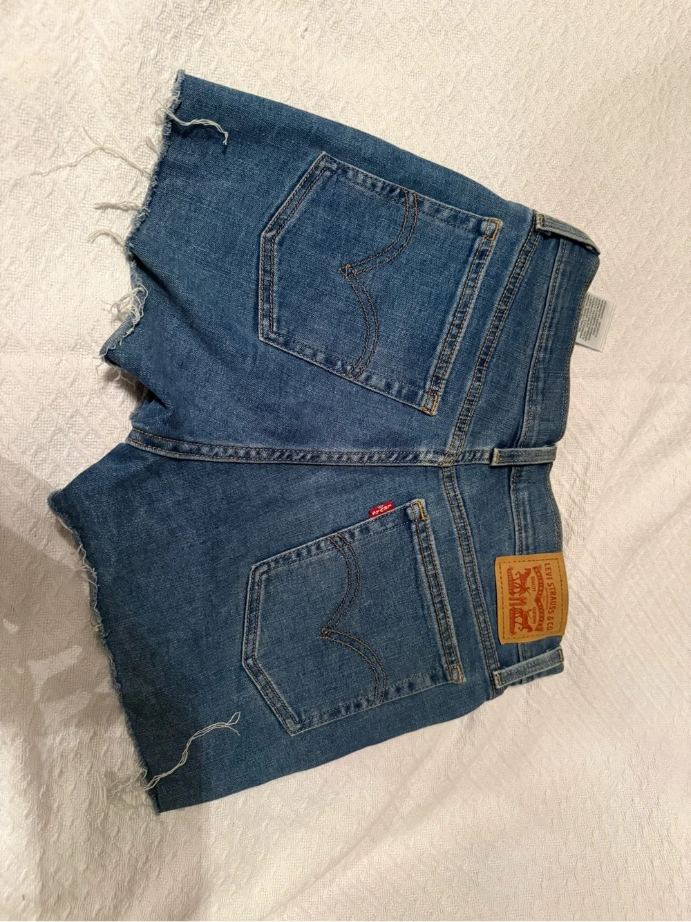 Levi's Denim high rise denim shorts - Classic Back Pocket Design